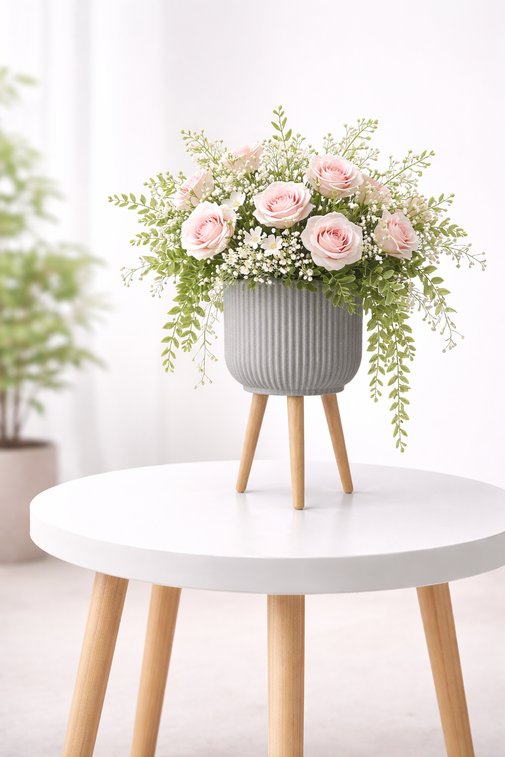 Helenia Planter with Legs Grey